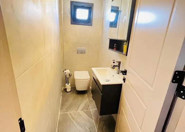 Boutique Townhouse Kyrenia Kerínia