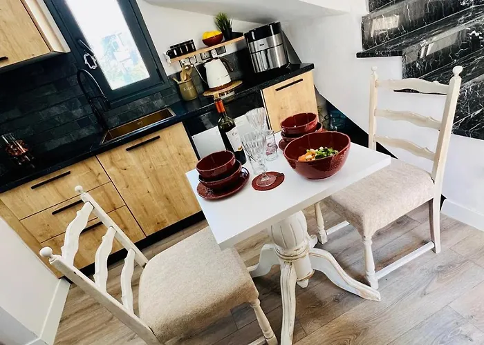 Boutique Townhouse Kyrenia Apartman Kerínia